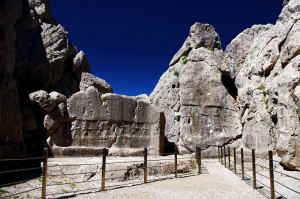 Çorum-Boğazkale-ilçemizdeki-Hitit-dönemi-Yazılıkaya-Açıkhava-Tapınağı